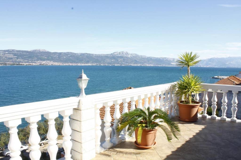 Apartmen Karmen 2 Trogir Exteriör bild