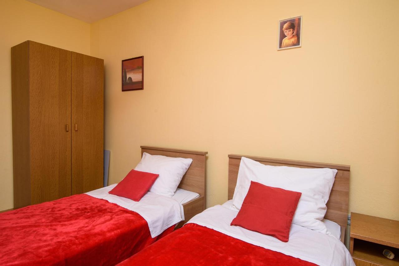 Apartmen Karmen 2 Trogir Exteriör bild