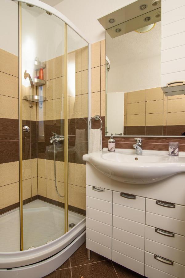 Apartmen Karmen 2 Trogir Exteriör bild
